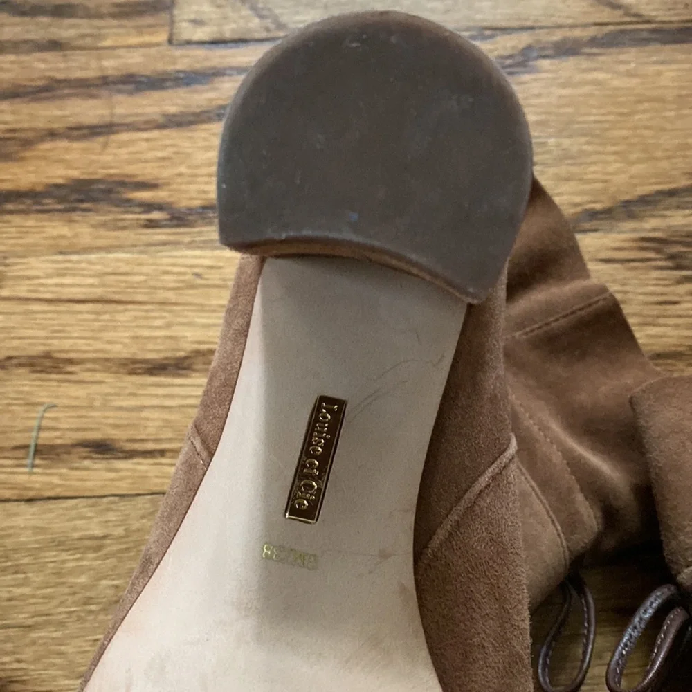 Louise et Cie LO-Taedin Tan Suede Ankle Booties